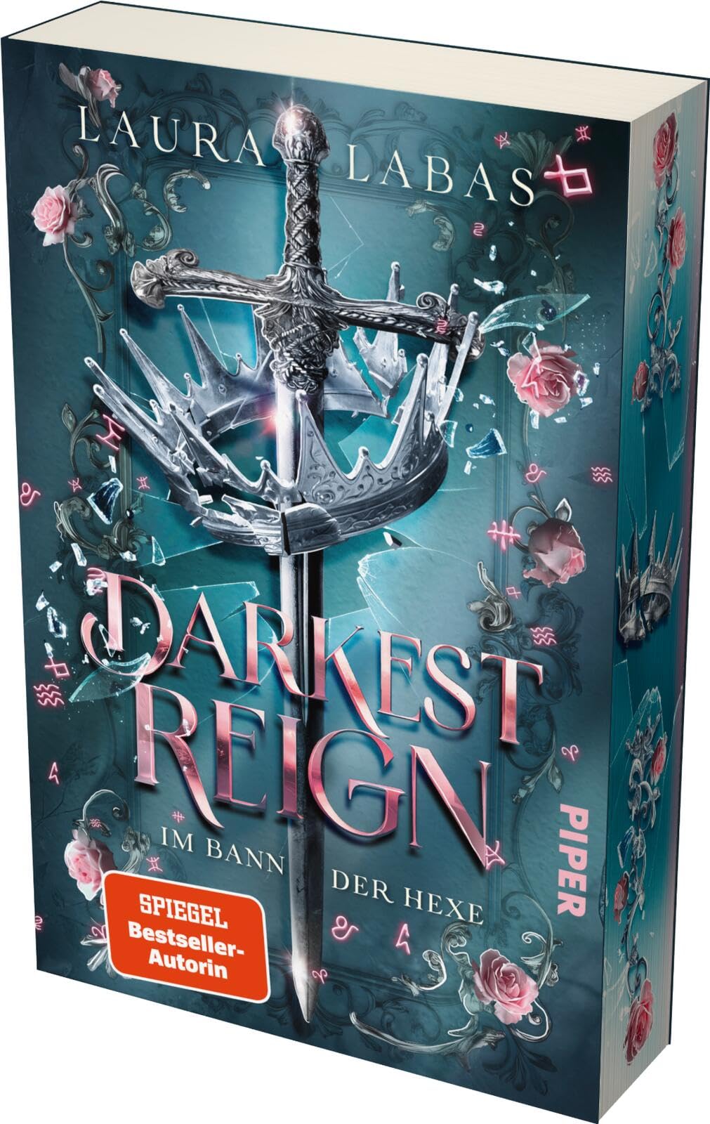 Darkest Reign – Im Bann der Hexe (Darkest Reign 1): Roman | Hexen-Fantasy mit magischen Runen, Military-Vibe und knisternder Tension