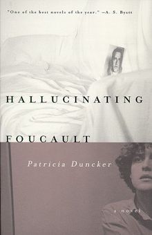 Hallucinating Foucault (Vintage International)