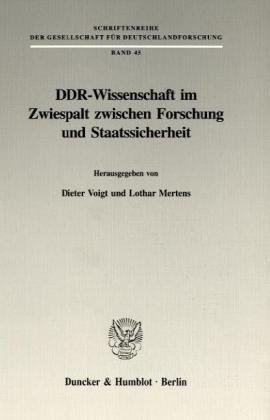 DDR-Wissenschaft im Zwiespalt zwischen Forschung und Staatssicherheit.