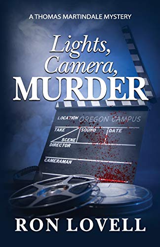 Lights, Camera, MURDER: A Thomas Martindale Mystery, Book 3 (Thomas Martindale Mysteries, Band 3)