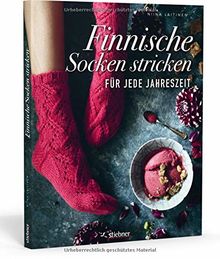 Finnische Socken stricken für jede Jahreszeit. Von dünnen Strümpfen bis Wintersocken: Sockenmode im skandinavischen Design. Kreative Strickmuster für Strickanfänger und Fortgeschrittene.