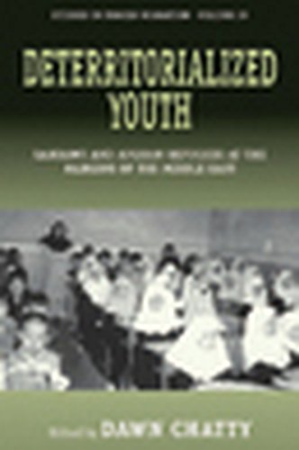 Deterritorialized Youth: Sahrawi and Afghan Refugees at the Margins of the Middle East (Studies in Forced Migration, Band 29)