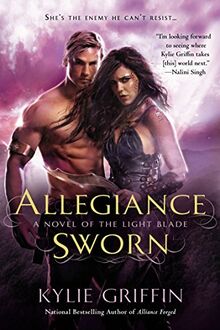 Allegiance Sworn (A Novel of the Light Blade, Band 3)