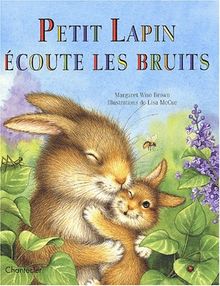 Petit lapin écoute les bruits