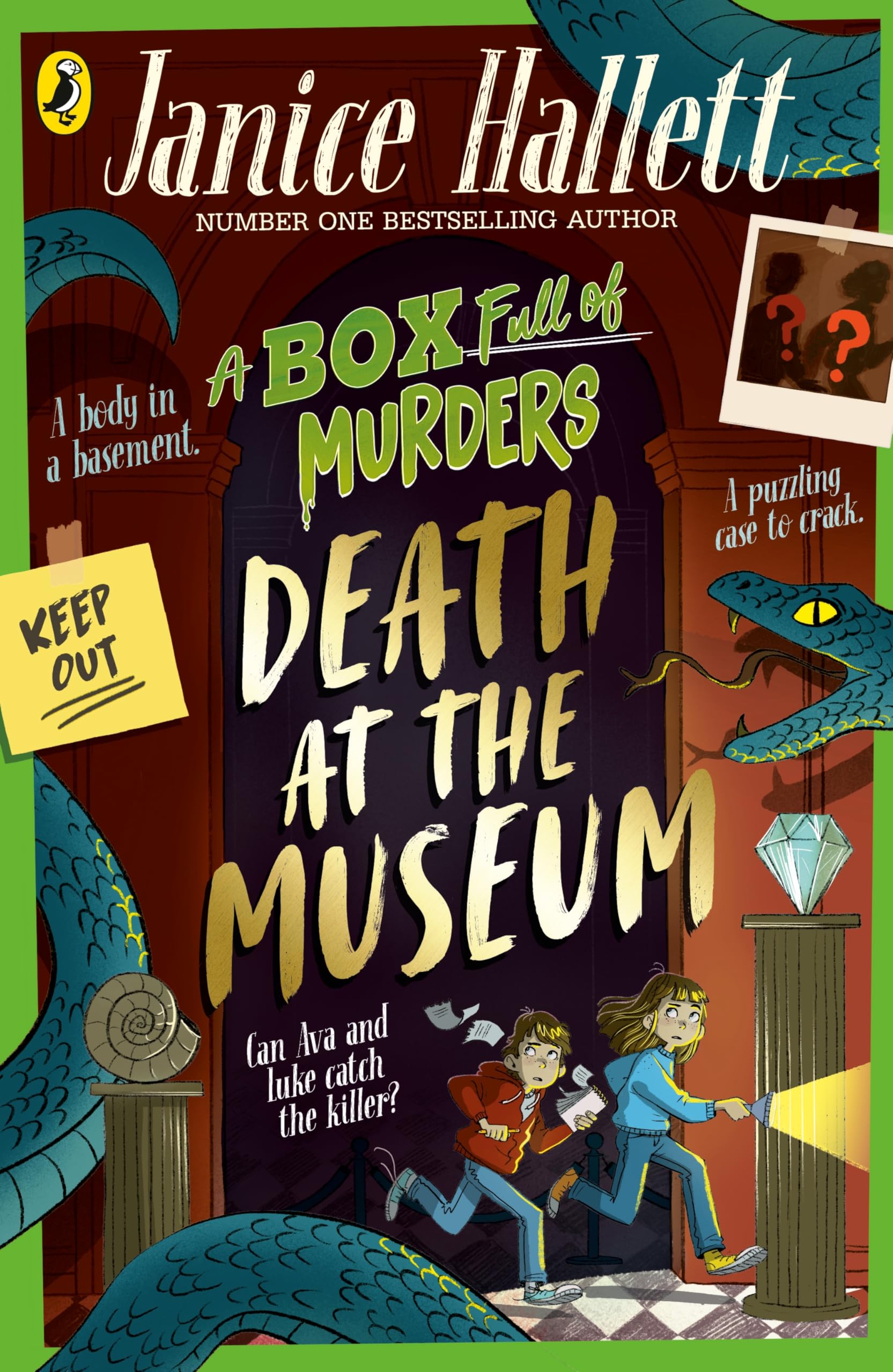 Hallett, Janice: Death at the Museum