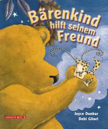 Bärenkind hilft seinem Freund