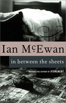 In Between the Sheets (Vintage International)