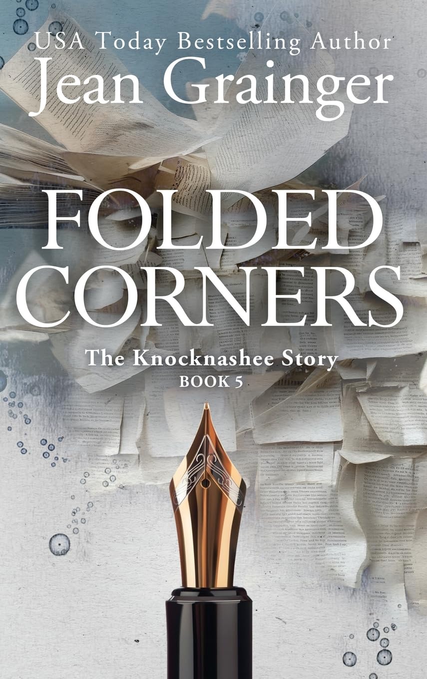 Folded Corners: The Knocknashee Series - Book 5 (The Knocknashee Story, Band 5)
