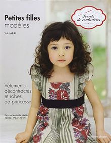 Petites filles modèles : vêtements décontractés et robes de princesse