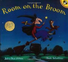 Room on the Broom (Picture Puffins)