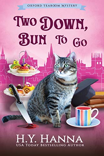 Two Down, Bun To Go (LARGE PRINT): The Oxford Tearoom Mysteries - Book 3