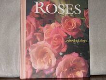 Roses: a Book of Days von New Holland Publishers | Buch | Zustand gut