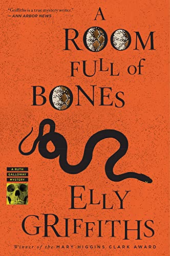 A Room Full of Bones: A Ruth Galloway Mystery (Ruth Galloway Mysteries)