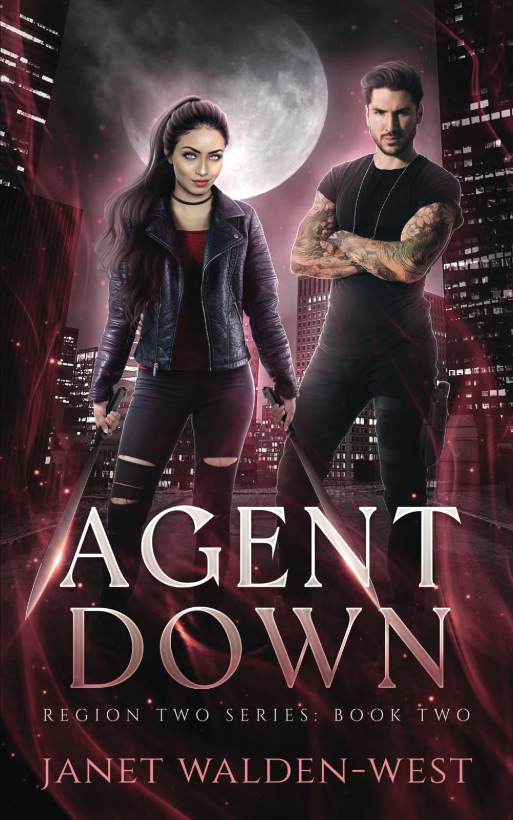 Agent Down: Region Two Series Book 2: Region Two Series Book Two (Region Two Urban Fantasy Series, Band 2)