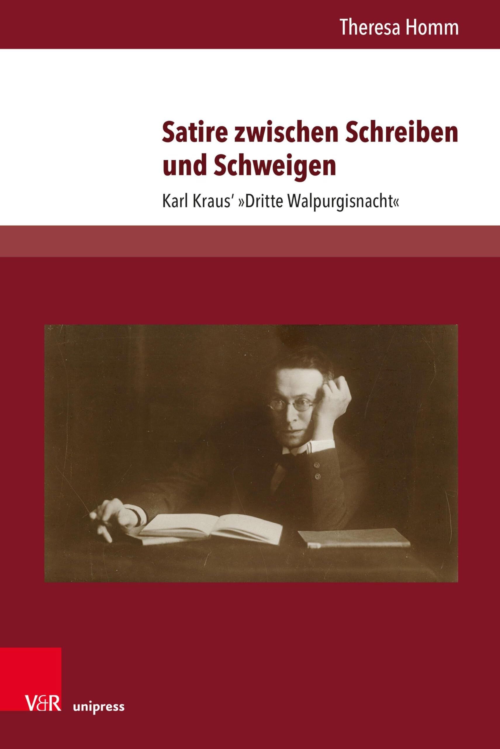 Satire zwischen Schreiben und Schweigen