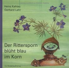 Der Rittersporn blüht blau im Korn