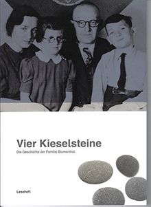 Vier Kieselsteine: Die Geschichte der Familie Blumenthal (Leseheft für Schülerinnen und Schüler) von Becher, Andrea, Hartwig, Gerald | Buch | Zustand sehr gut