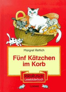 Fünf Kätzchen im Korb