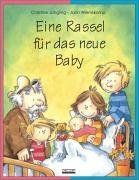 Eine Rassel für das neue Baby