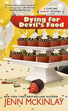 Dying for Devil's Food (Cupcake Bakery Mystery, Band 11)